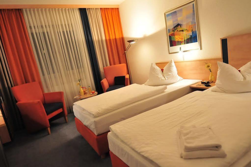 Akzent Hotel Stadt Schluechtern ***S Luaran gambar