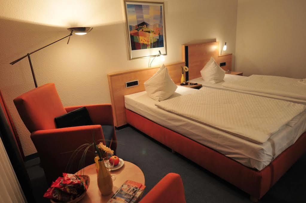 Akzent Hotel Stadt Schluechtern ***S Luaran gambar